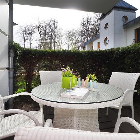 Kaiservillen Heringsdorf - Ferienwohnung Mit 1 Schlafzimmer Und Terrasse D201 מראה חיצוני תמונה